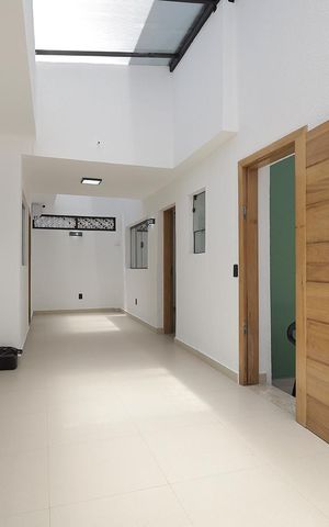 Casa à venda com 147m², 3 quartos e 2 vagas Casa à venda com 147m², 3 quartos e 2 vagasQuintal