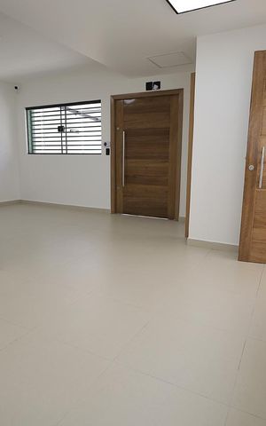 Casa à venda com 147m², 3 quartos e 2 vagas Casa à venda com 147m², 3 quartos e 2 vagasCozinha