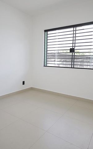 Casa à venda com 147m², 3 quartos e 2 vagas Casa à venda com 147m², 3 quartos e 2 vagasQuarto 3