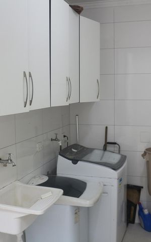 Casa à venda com 180m², 3 quartos e 3 vagasÁrea de Serviço