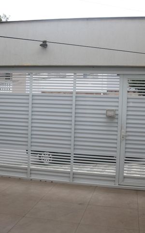 Casa à venda com 180m², 3 quartos e 3 vagasGaragem