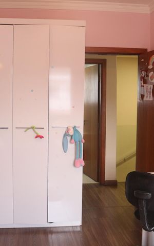 Casa à venda com 180m², 3 quartos e 3 vagasQuarto 2