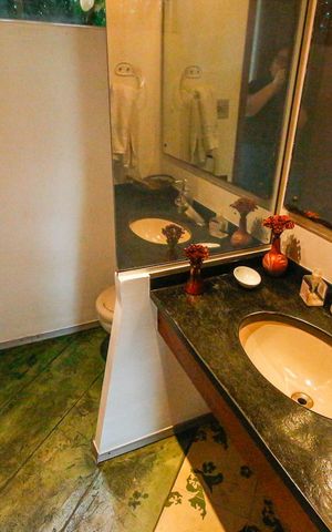Casa à venda com 776m², 5 quartos e 4 vagasLavabo