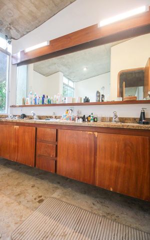 Casa à venda com 776m², 5 quartos e 4 vagasBanheiro da Suíte 1