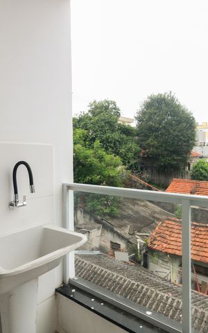 Apartamento à venda com 38m², 2 quartos e sem vaga Apartamento à venda com 38m², 2 quartos e sem vagaVaranda e Área de Serviço