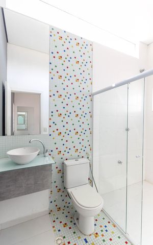 Casa à venda com 102m², 3 quartos e 5 vagas Casa à venda com 102m², 3 quartos e 5 vagasBanheiro da Suíte