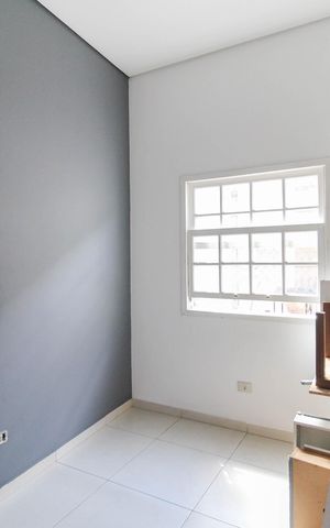 Casa à venda com 102m², 3 quartos e 5 vagas Casa à venda com 102m², 3 quartos e 5 vagasQuarto 2