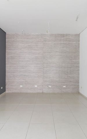 Casa à venda com 102m², 3 quartos e 5 vagas Casa à venda com 102m², 3 quartos e 5 vagasSala - Cozinha