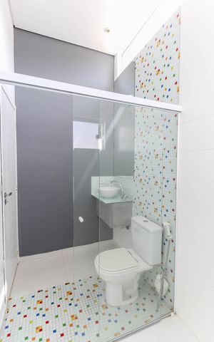 Casa à venda com 102m², 3 quartos e 5 vagas Casa à venda com 102m², 3 quartos e 5 vagasBanheiro da Suíte