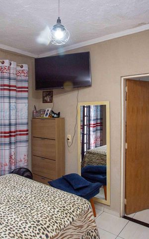 Casa à venda com 120m², 4 quartos e 1 vagaQuarto Suite  Casa 2