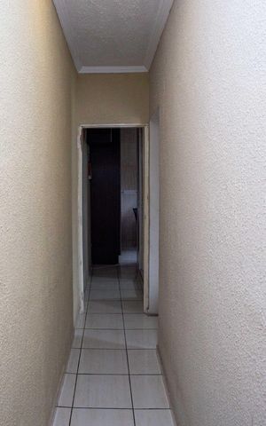 Casa à venda com 120m², 4 quartos e 1 vagaCorredor
