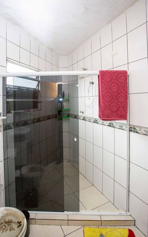 Casa à venda com 120m², 4 quartos e 1 vagaBanheiro da Suíte Casa 2