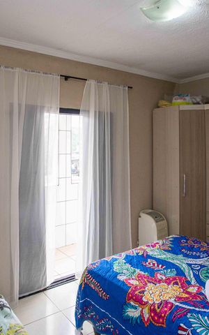 Casa à venda com 120m², 4 quartos e 1 vagaQuarto 2 Casa 2
