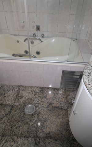 Apartamento para alugar com 115m², 3 quartos e 2 vagasBanheiro 1