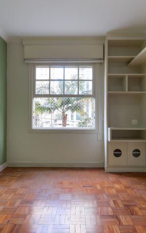 Apartamento à venda com 230m², 2 quartos e 2 vagas
