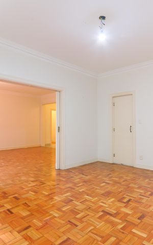 Apartamento à venda com 230m², 2 quartos e 2 vagas