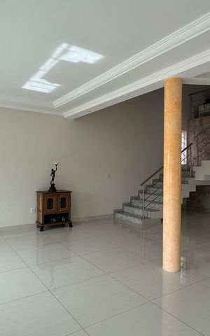 Casa à venda com 426m², 3 quartos e 4 vagas