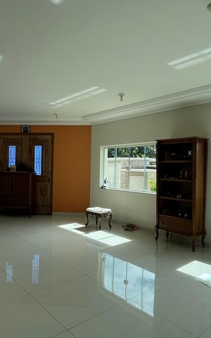 Casa à venda com 426m², 3 quartos e 4 vagas