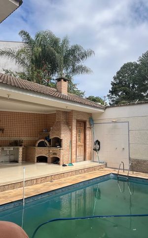 Casa à venda com 426m², 3 quartos e 4 vagas