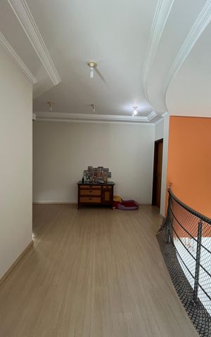 Casa à venda com 426m², 3 quartos e 4 vagas