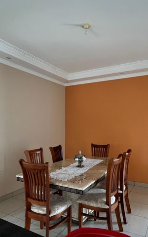 Casa à venda com 426m², 3 quartos e 4 vagas