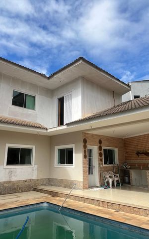Casa à venda com 426m², 3 quartos e 4 vagas