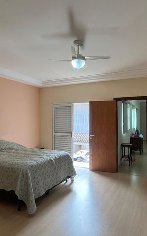 Casa à venda com 426m², 3 quartos e 4 vagas