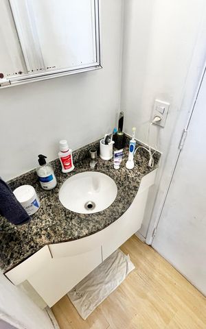 Apartamento à venda com 36m², 1 quarto e 1 vaga Apartamento à venda com 36m², 1 quarto e 1 vagaBanheiro da Suíte