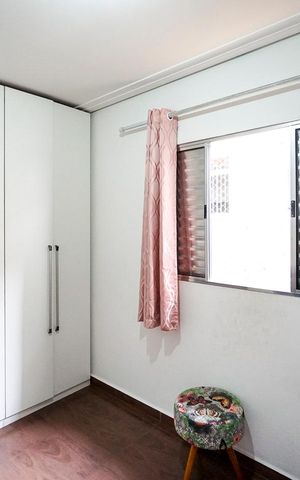 Casa à venda com 300m², 4 quartos e 2 vagas Casa à venda com 300m², 4 quartos e 2 vagasQuarto 02