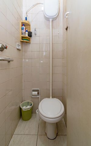 Apartamento à venda com 116m², 3 quartos e 2 vagas Apartamento à venda com 116m², 3 quartos e 2 vagasBanheiro de serviço
