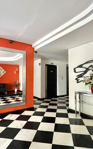 Apartamento à venda com 70m², 3 quartos e 2 vagas Apartamento à venda com 70m², 3 quartos e 2 vagasHall social