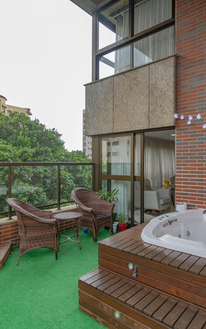 Apartamento à venda com 258m², 4 quartos e 3 vagas