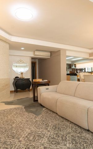 Apartamento à venda com 258m², 4 quartos e 3 vagas