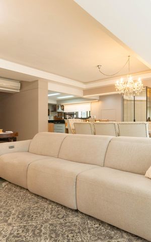 Apartamento à venda com 258m², 4 quartos e 3 vagas