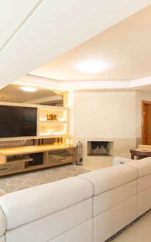 Apartamento à venda com 258m², 4 quartos e 3 vagas