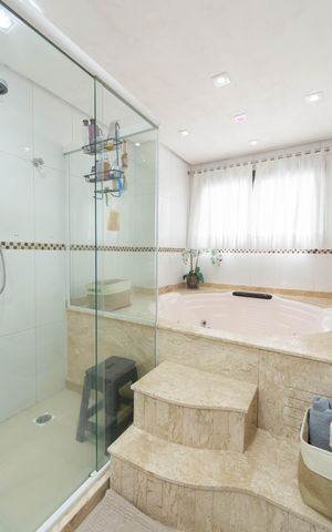 Apartamento à venda com 258m², 4 quartos e 3 vagas