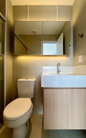 Apartamento à venda com 130m², 2 quartos e 2 vagas Apartamento à venda com 130m², 2 quartos e 2 vagasBanheiro da Suíte 1
