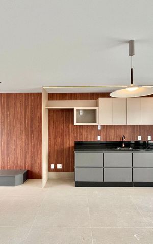 Apartamento à venda com 130m², 2 quartos e 2 vagas Apartamento à venda com 130m², 2 quartos e 2 vagasSala