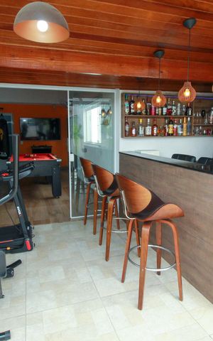 Apartamento à venda com 108m², 2 quartos e 2 vagas Apartamento à venda com 108m², 2 quartos e 2 vagasEspaço Gourmet
