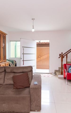 Casa para alugar com 300m², 4 quartos e 2 vagasSala