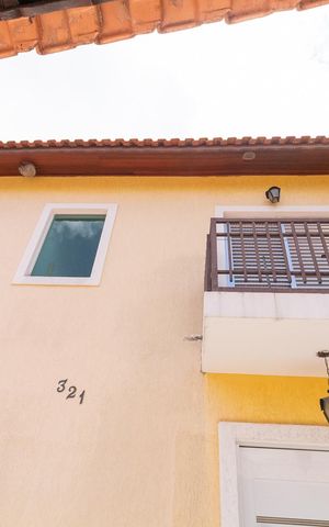 Casa para alugar com 300m², 4 quartos e 2 vagasFachada