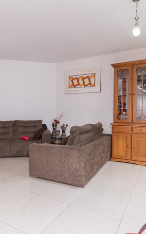 Casa para alugar com 300m², 4 quartos e 2 vagasSala