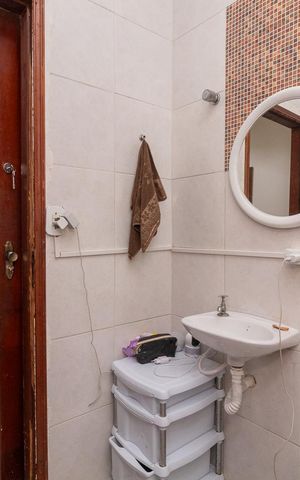 Casa para alugar com 300m², 4 quartos e 2 vagasBanheiro