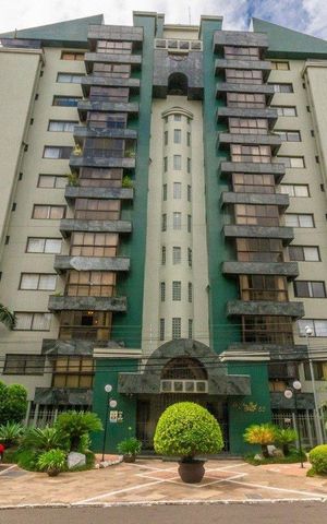 Apartamento para alugar com 239m², 3 quartos e 3 vagas Apartamento para alugar com 239m², 3 quartos e 3 vagasFachada