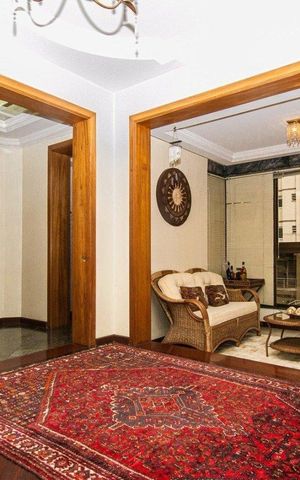 Apartamento para alugar com 239m², 3 quartos e 3 vagas Apartamento para alugar com 239m², 3 quartos e 3 vagasSala