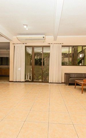 Apartamento para alugar com 239m², 3 quartos e 3 vagas Apartamento para alugar com 239m², 3 quartos e 3 vagasÁrea comum