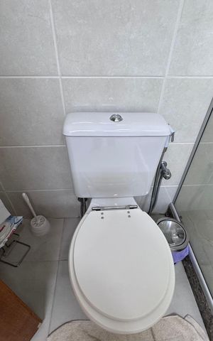 Apartamento à venda com 157m², 4 quartos e 3 vagas Apartamento à venda com 157m², 4 quartos e 3 vagasSuíte 2 - Banheiro