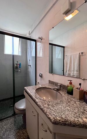 Apartamento à venda com 170m², 3 quartos e 2 vagasbanho
