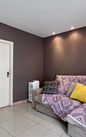 Apartamento à venda com 170m², 3 quartos e 2 vagassala 