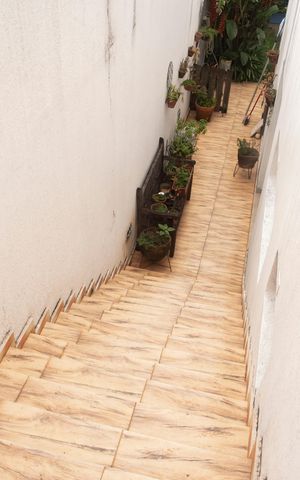 Casa à venda com 370m², 3 quartos e 2 vagasAcesso lateral